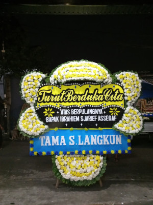 Papan Bunga Duka di Banaran