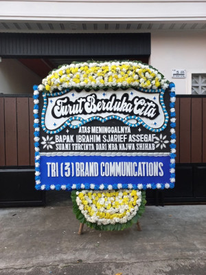Papan Bunga Duka di Banaran